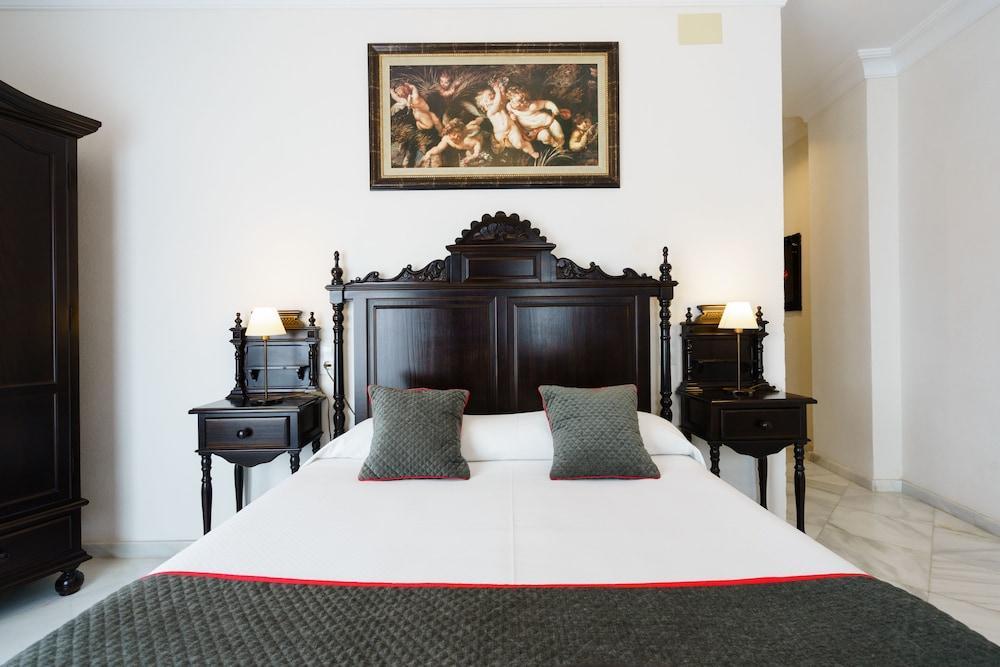 Hostal Ciudad Trigueros Dış mekan fotoğraf
